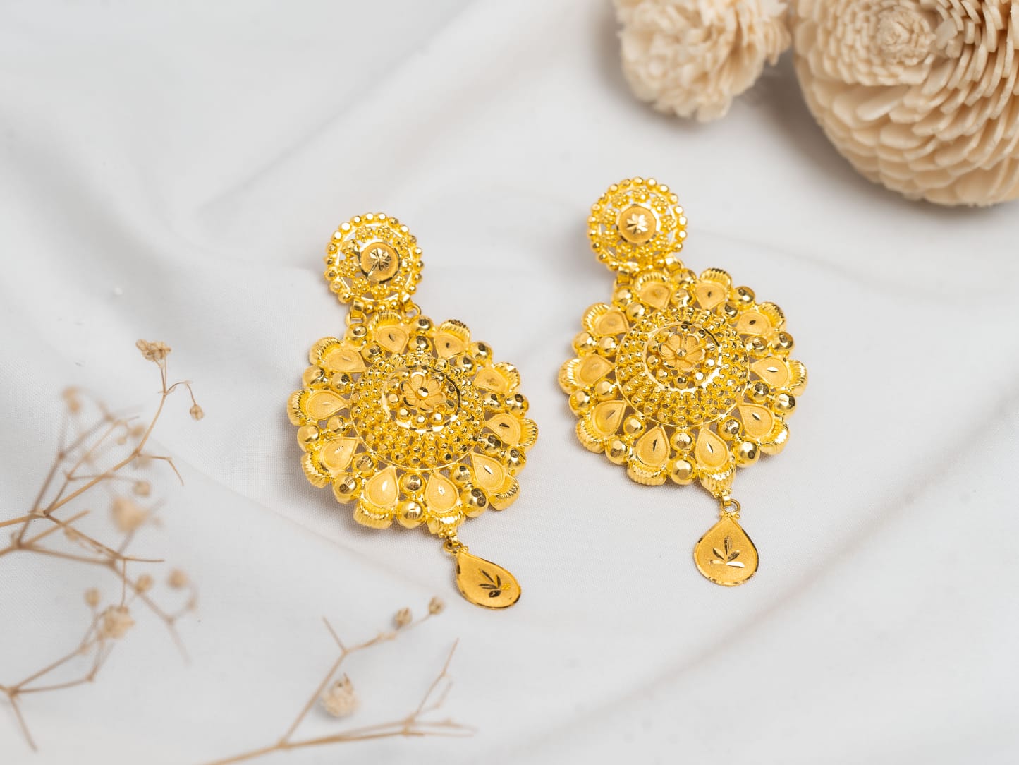 Gold Earrings (22k) - Earrings - Best Jewelry Shop Nepal - Shagoon Jewellers Kathmandu